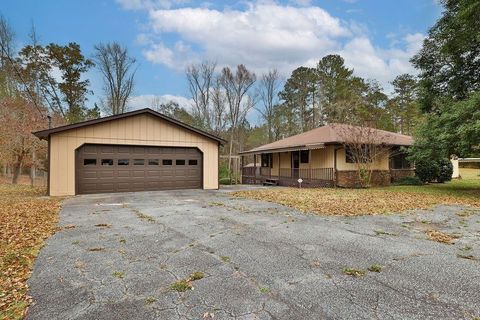 A home in Hiram