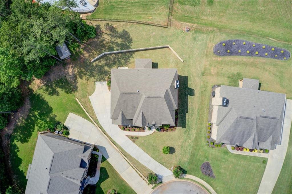 332 Warwick Place