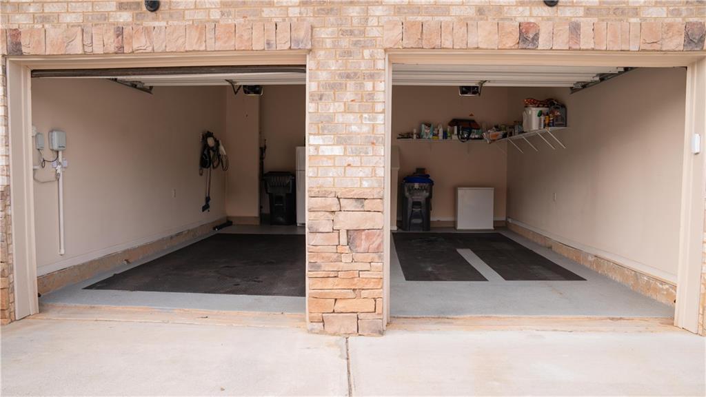 1320 Newbridge Circle