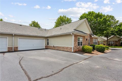 A home in Powder Springs