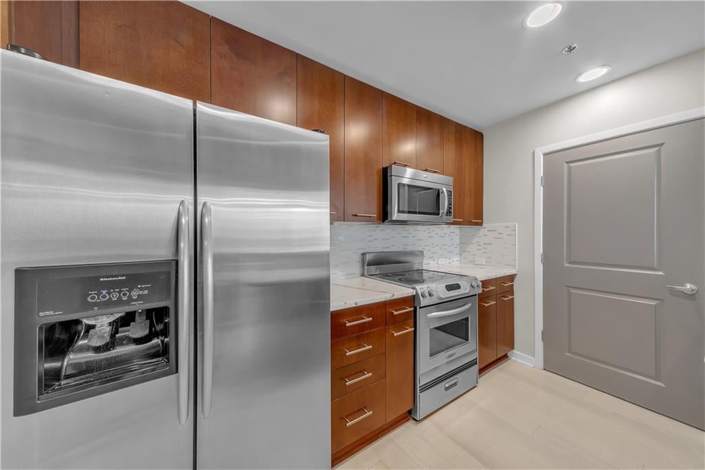 3324 Peachtree Road NE 1401