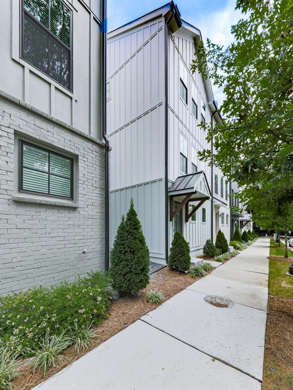 270 Dilbeck Place NE