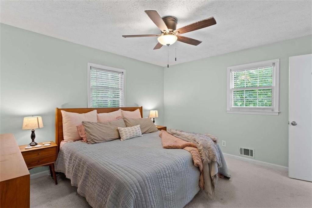 3517 Greenway Drive, Marietta, Georgia image 12