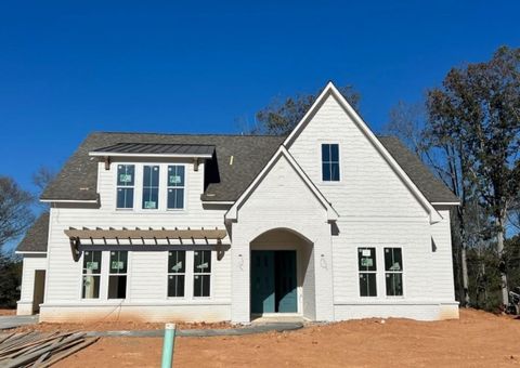 A home in Dawsonville