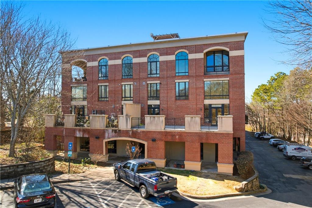 319 Atlanta Street SE 318