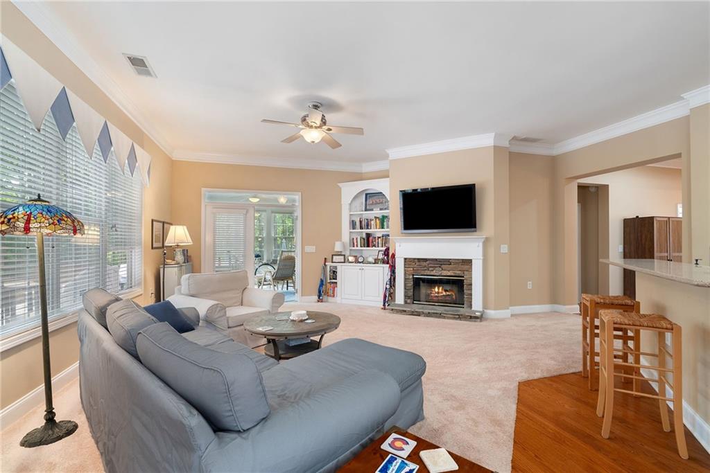 6355 Marlow Drive, Cumming, Georgia image 7