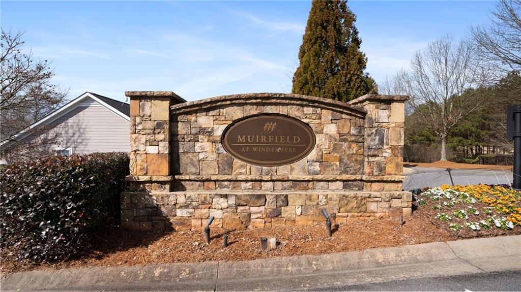 6355 Marlow Drive, Cumming, Georgia image 33