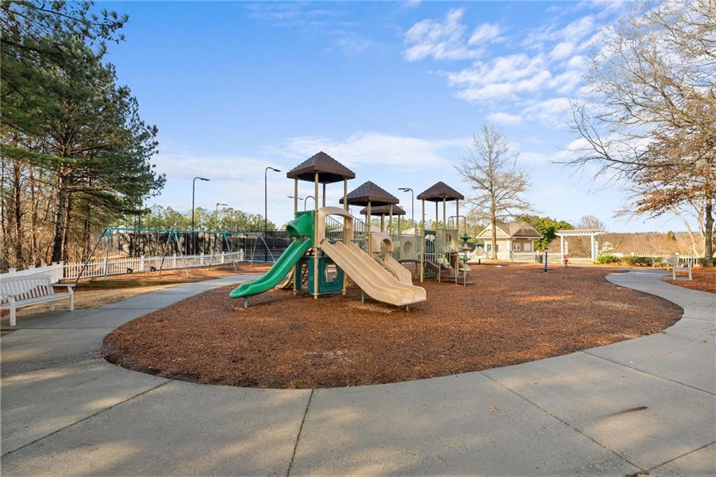 6355 Marlow Drive, Cumming, Georgia image 39