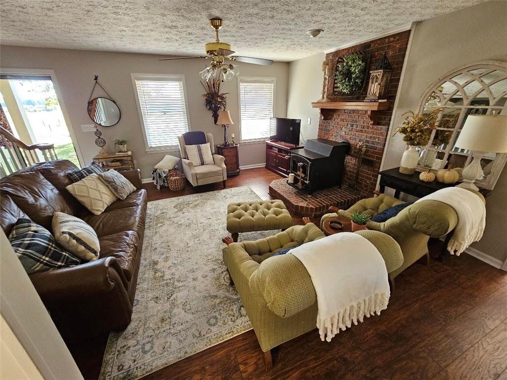 1234 Sunset Drive