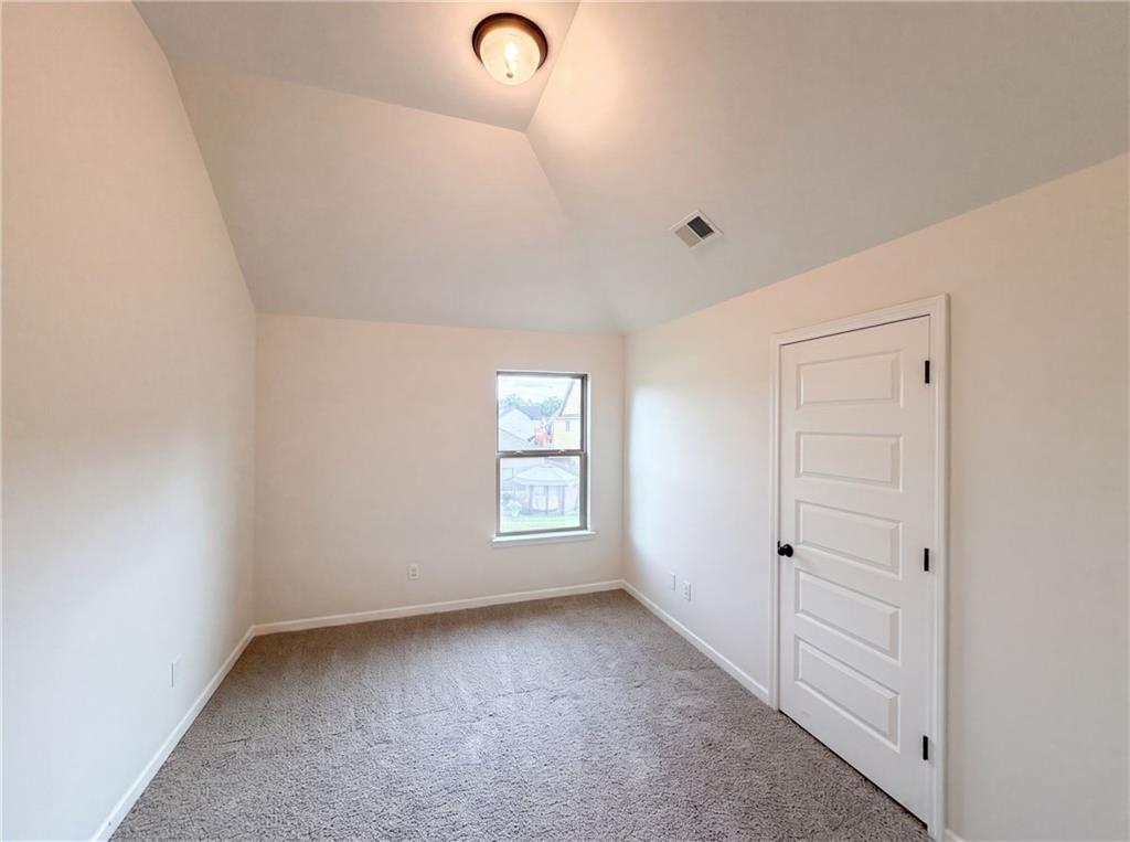 85 Pulaski Place