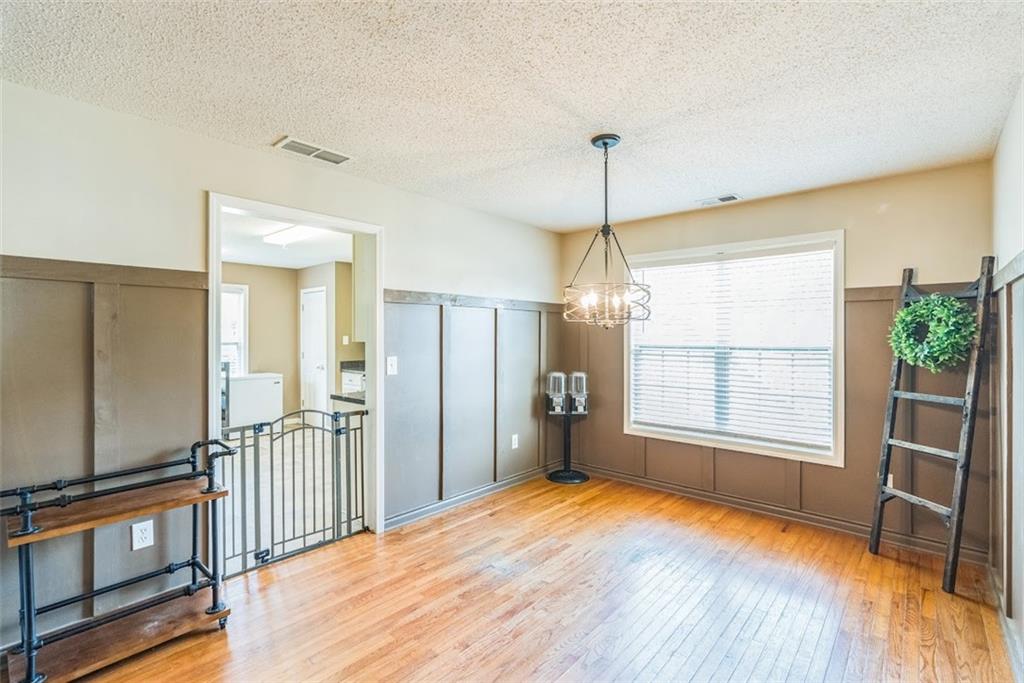 30 Freedom Drive NE