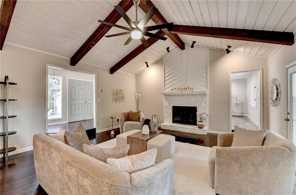 3070 Ascot Lane