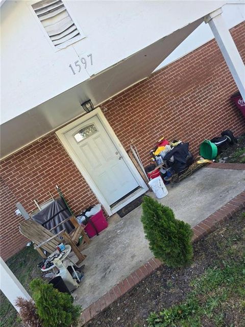 Homes For Sale - 1597 Cedar Avenue<br/> Bibb County, Macon, GA 31204