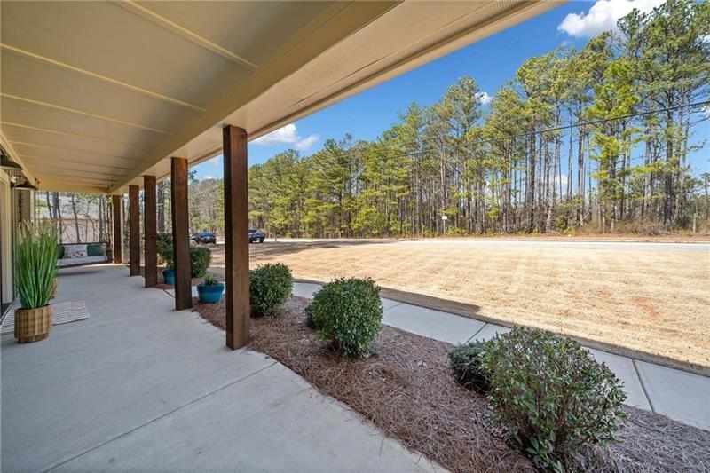 8007 Douglasville Court, Winston, Georgia image 9