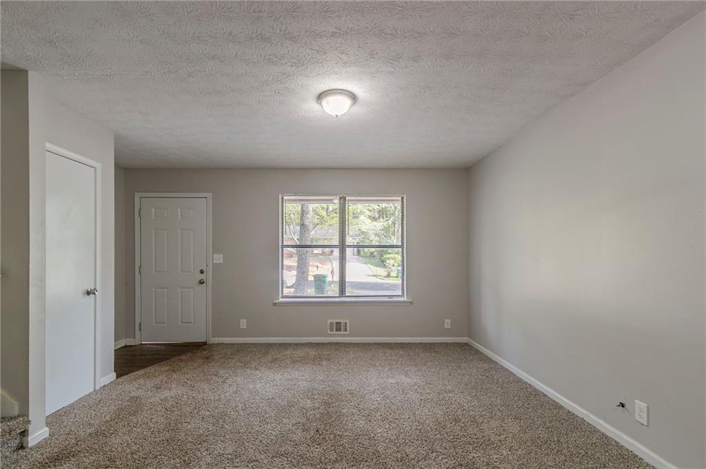 4342 Lincolndale Drive, Ellenwood, Georgia image 7