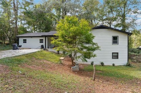 Photo of 2653 Amy Court, Duluth, GA 30096 (MLS # 7776553)