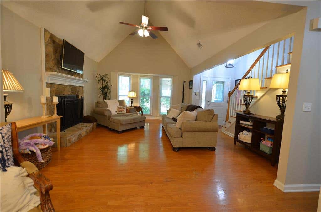 Photo of 3206 Country Walk Drive, Powder Springs, GA 30127 (MLS # 7786226)