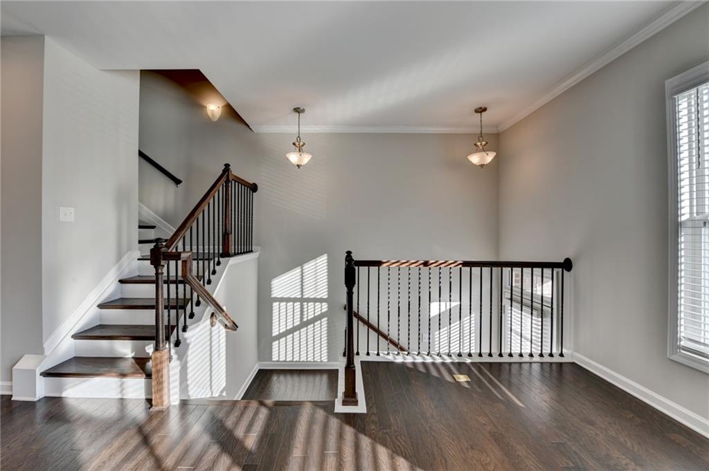 776 Sunset Park Drive, Suwanee, Georgia image 9