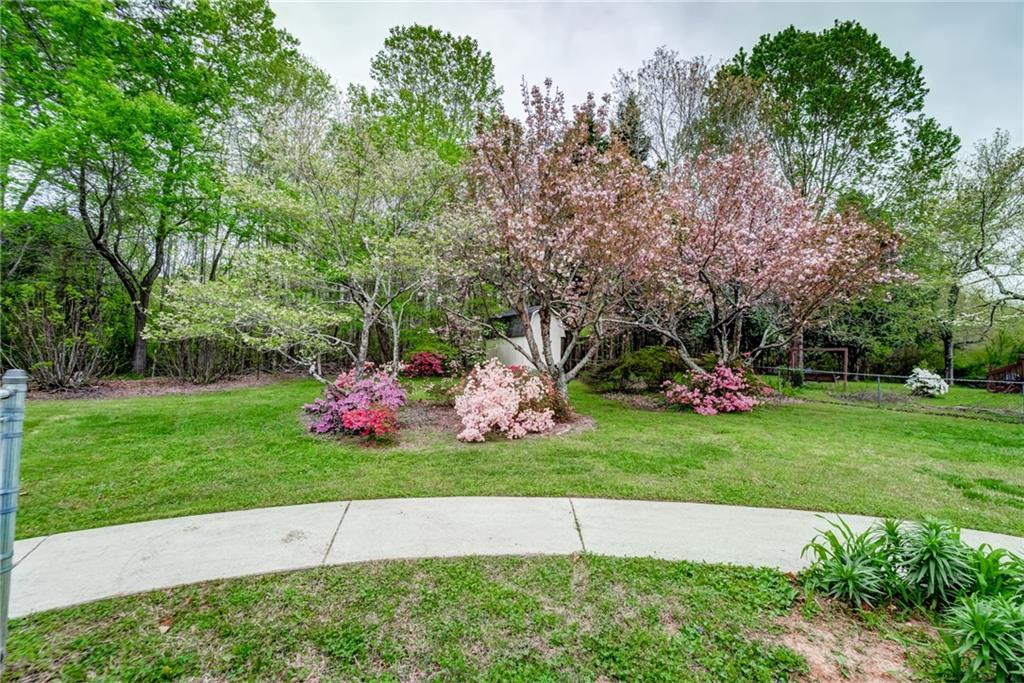 Due West Hills - Residential Lease
