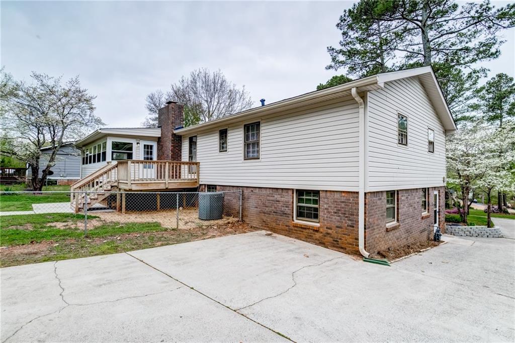 Due West Hills - Residential Lease