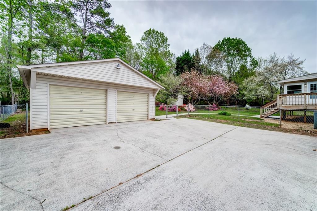 Due West Hills - Residential Lease