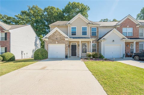 Townhouse For Sale - 3078 Kentmere Drive<br/> Cumming, GA 30040