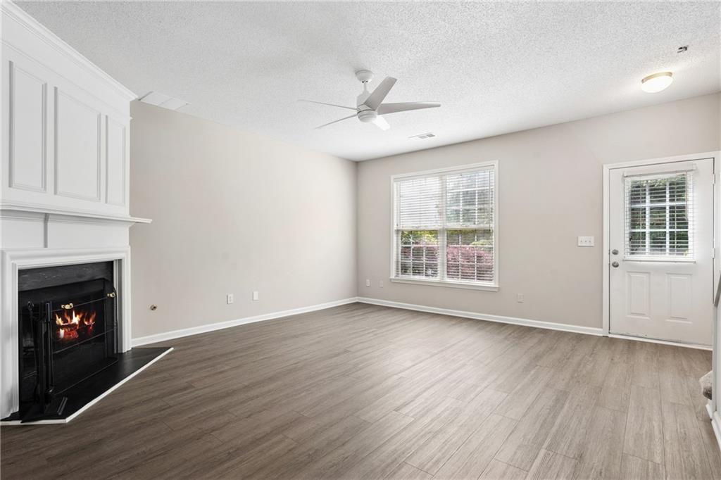 3742 Berkeley Crossing
