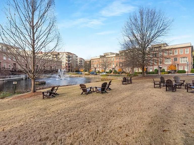 402 River Vista Drive, Atlanta, Georgia image 41