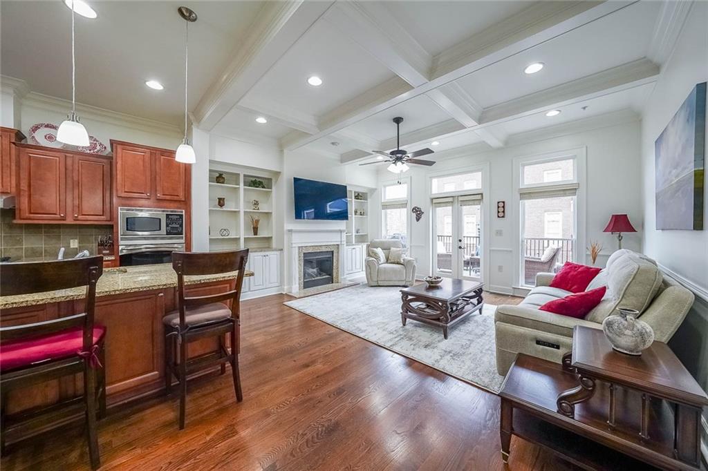402 River Vista Drive, Atlanta, Georgia image 6