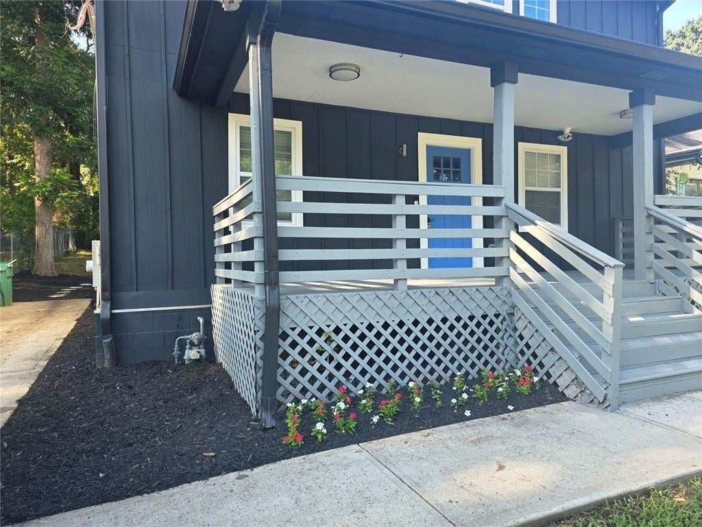 2447 Lynn Iris Drive