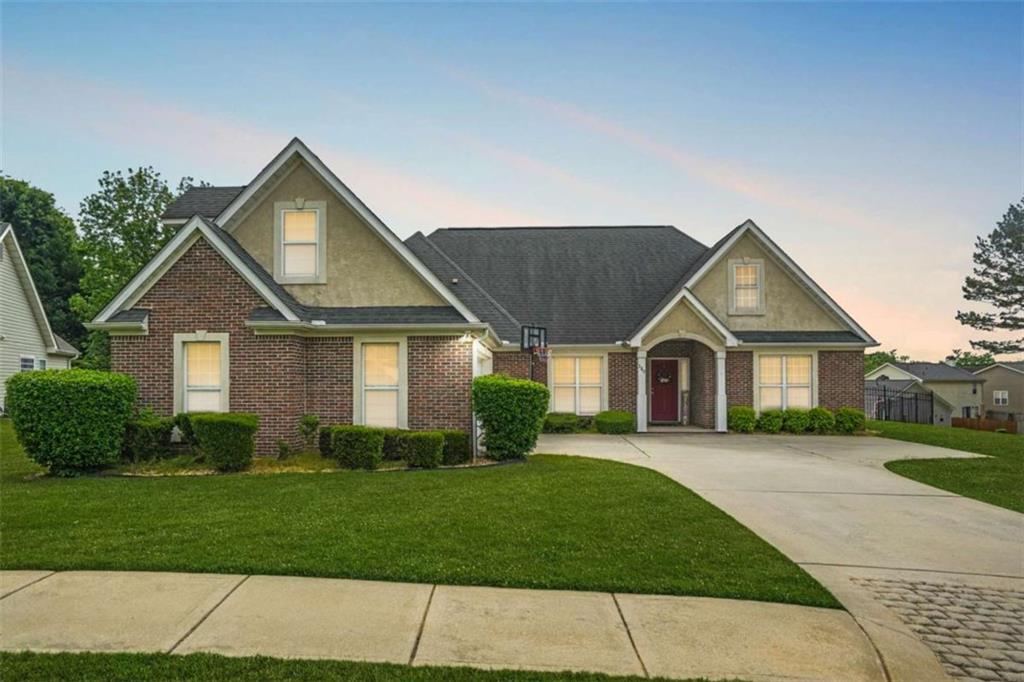 380 Vista Creek Drive
