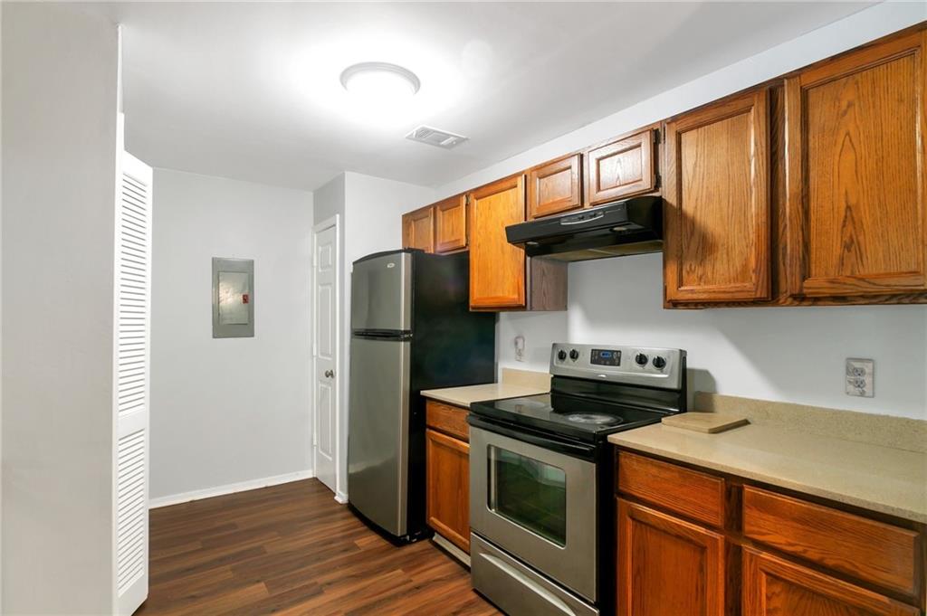 5551 Mountain Springs Circle