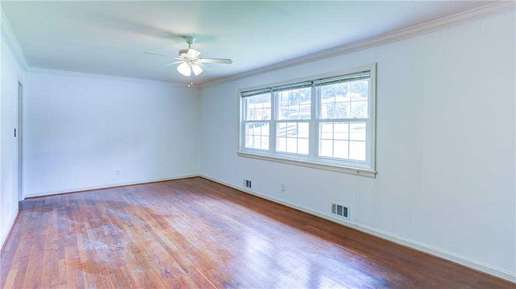 256 Indian Trail