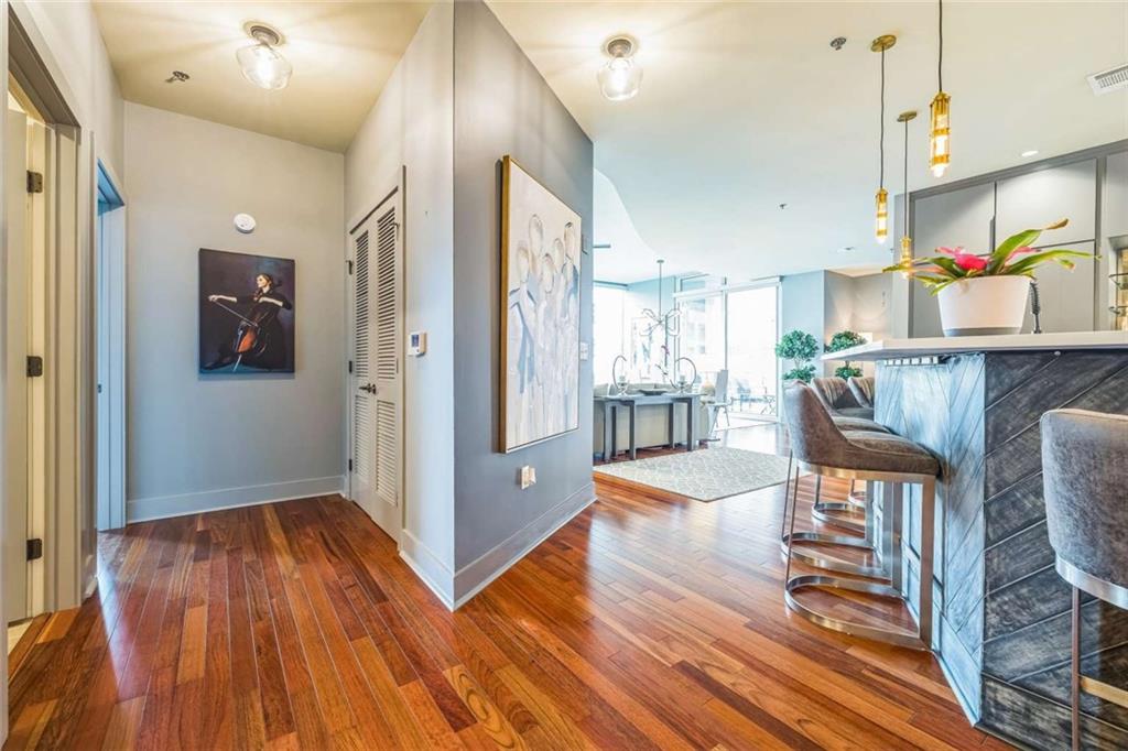 20 10th Street NW 603