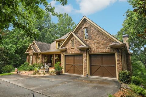 A home in Dahlonega