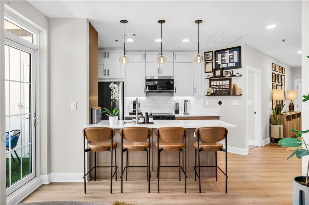 325 E Paces Ferry Road NE 2211