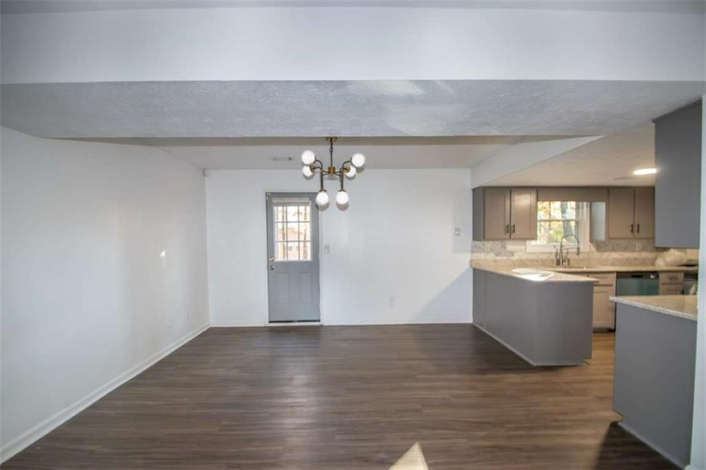 7156 Whitfield Drive, Riverdale, Georgia image 6