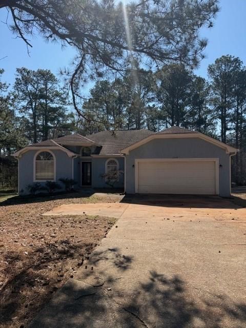 Homes For Sale - 7648 Fielder Road<br/> Jonesboro, GA 30236