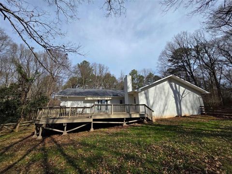 406 Hidden Lakes Trail Jefferson GA 30549