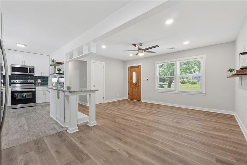 2060 Panstone Court, Marietta, Georgia image 7