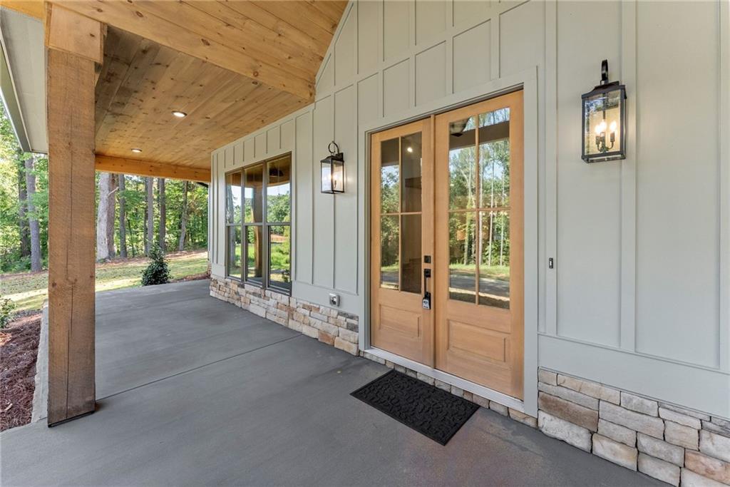75 Lowe Lane