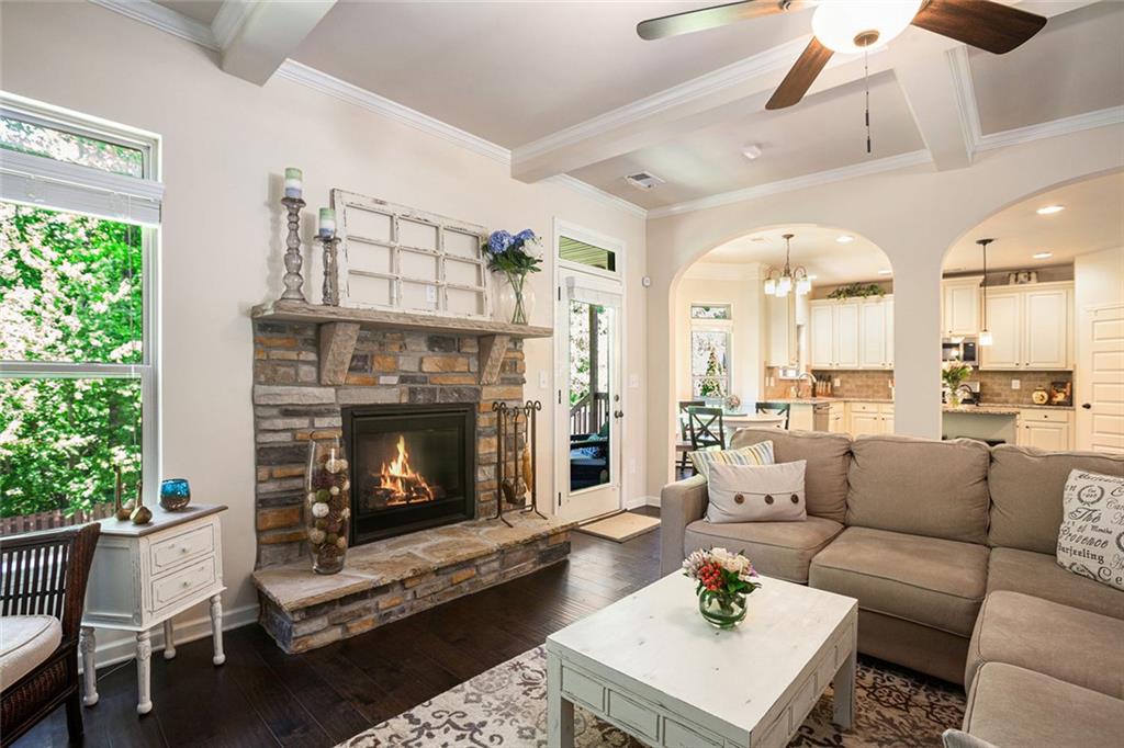 6140 Stillwood Lane, Cumming, Georgia image 4