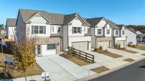 Townhouse For Sale - 4901 Balsa Point<br/> Cobb County, Acworth, GA 30101