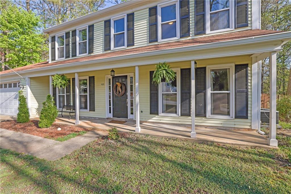 925 Crab Orchard Drive, Roswell, Georgia image 4