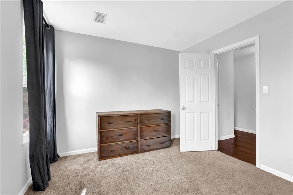 925 Crab Orchard Drive, Roswell, Georgia image 17