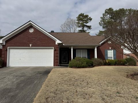 A home in Dacula