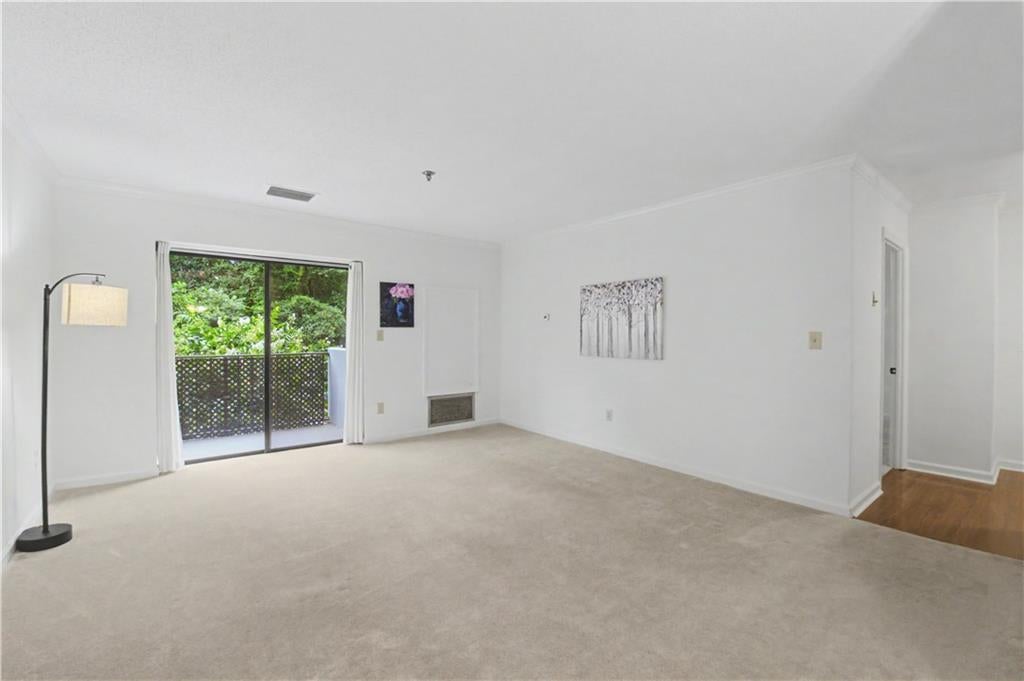 300 Johnson Ferry Road A207