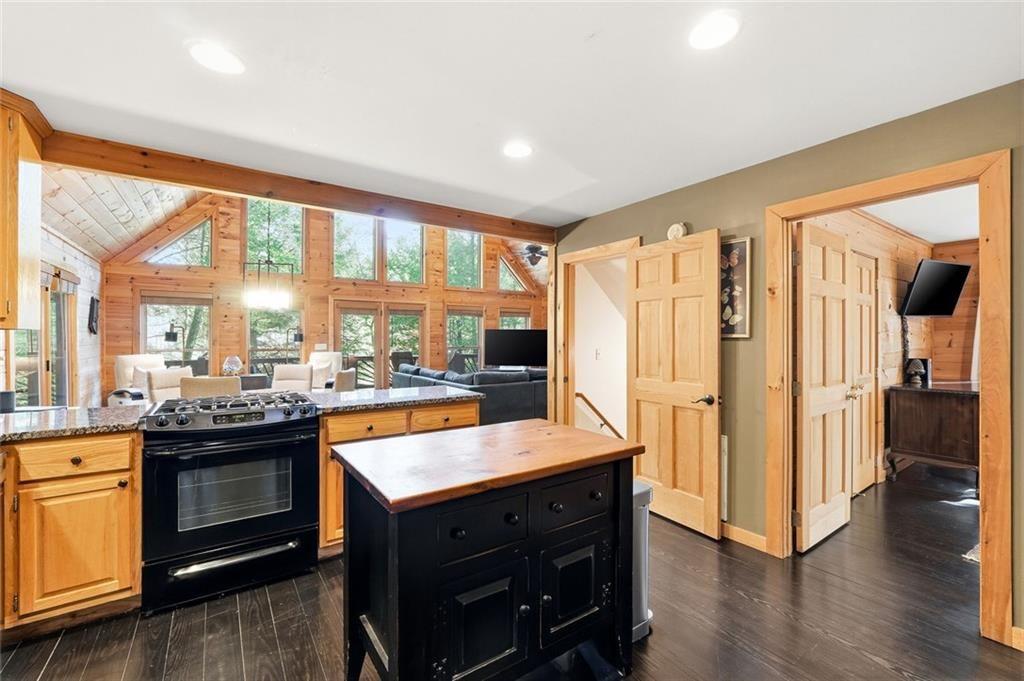 834 Indian Cave Road