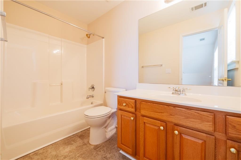 8531 Spivey Village Trail, Jonesboro, Georgia image 37