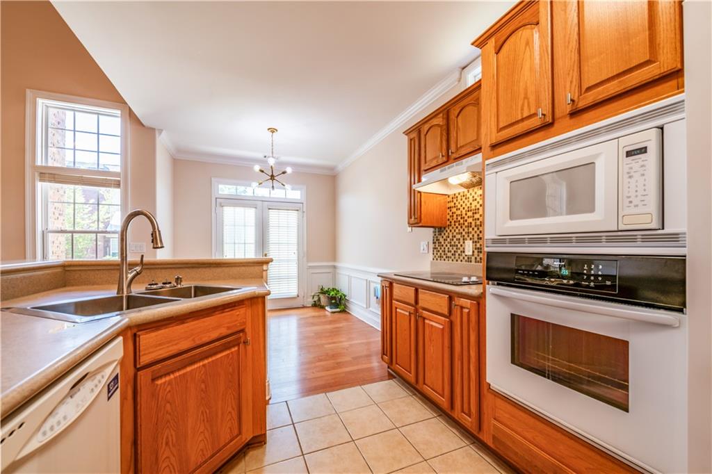 8531 Spivey Village Trail, Jonesboro, Georgia image 14